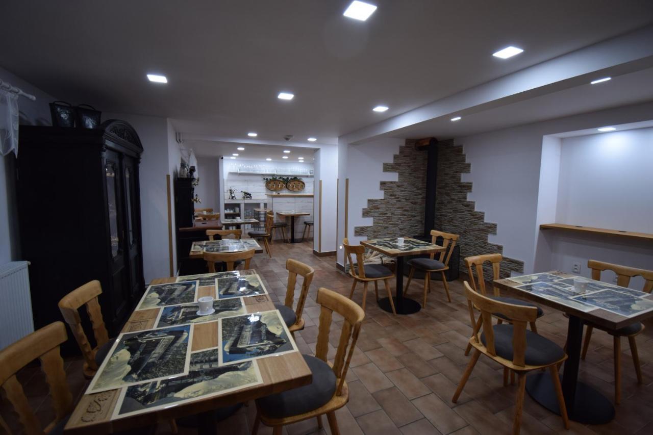 Pension St. Moritz Zelezna Ruda Bagian luar foto